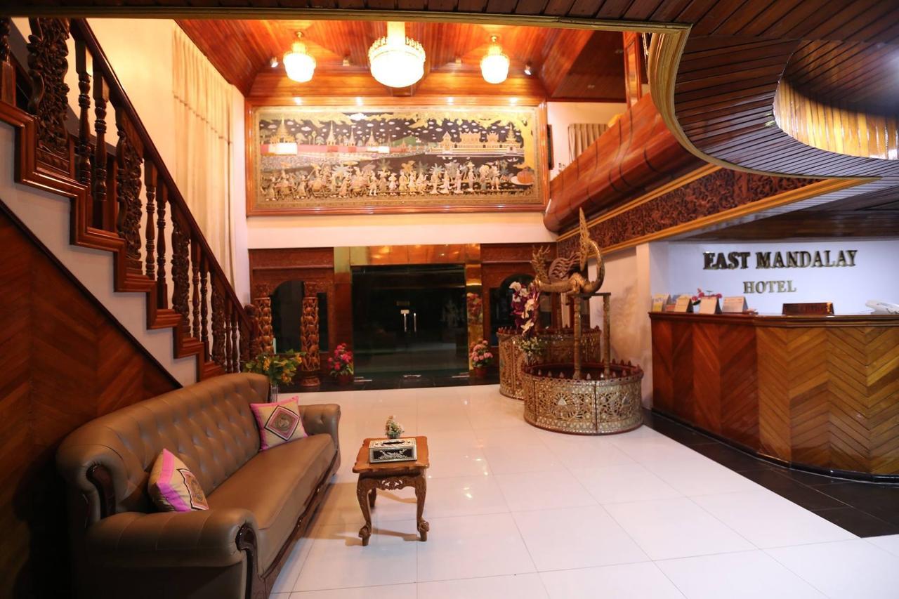 Myit Sone Hotel Mandalay Buitenkant foto