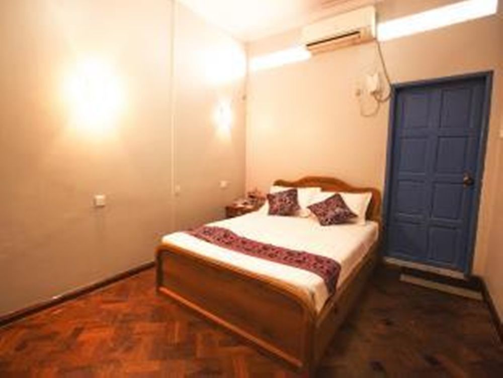 Myit Sone Hotel Mandalay Buitenkant foto